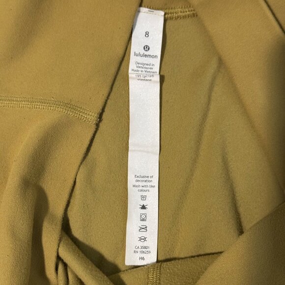 Lululemon High-Waisted Green Leggings Size 8 Stretchy & Comfortable Activewear - Picture 3 of 10
